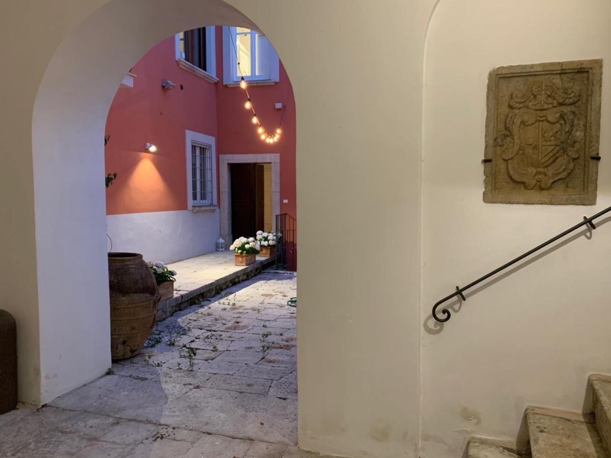 Palazzo Gentilizio De Maffutiis Hotel Auletta ภายนอก รูปภาพ