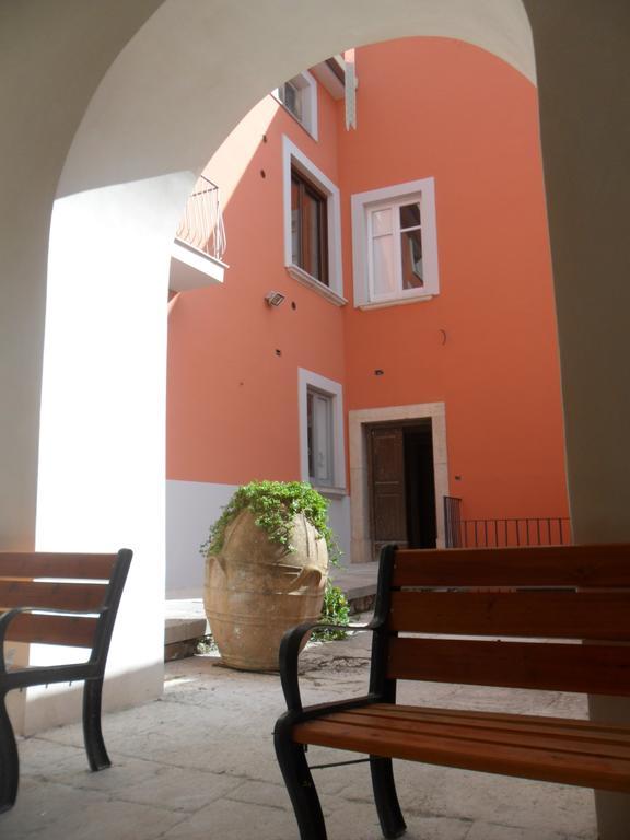 Palazzo Gentilizio De Maffutiis Hotel Auletta ภายนอก รูปภาพ